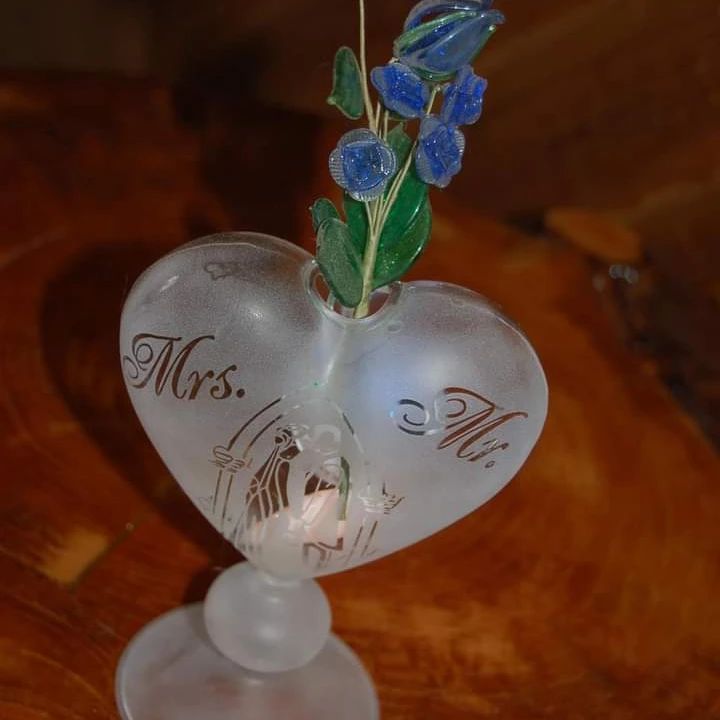 Heart Shaped Wedding Vase Etched Crossknots Woodworking Custom   Wedding Vase 2 