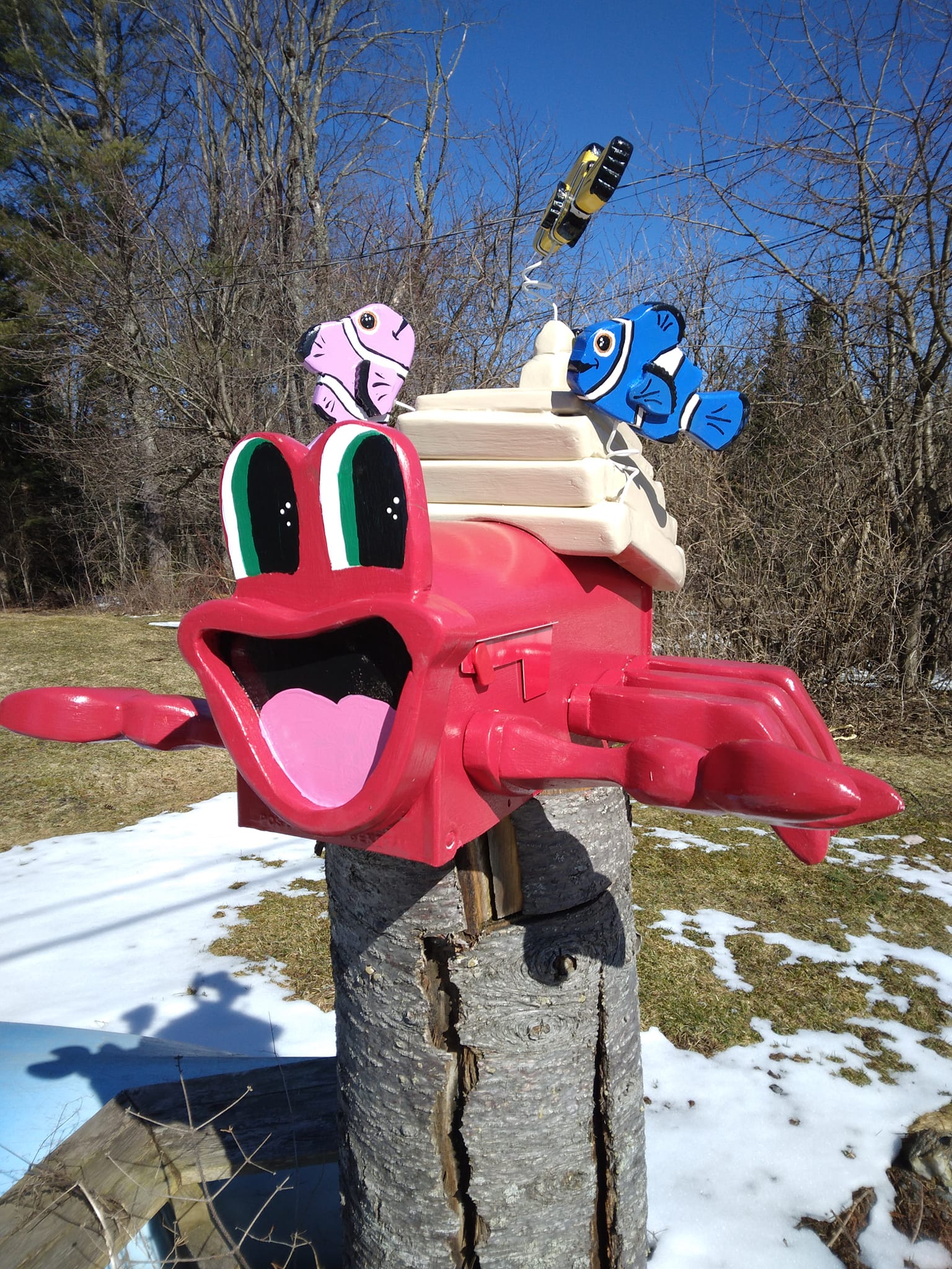 crab mailbox with 5 clown fish , novelty mailbox, fish mailbox ...