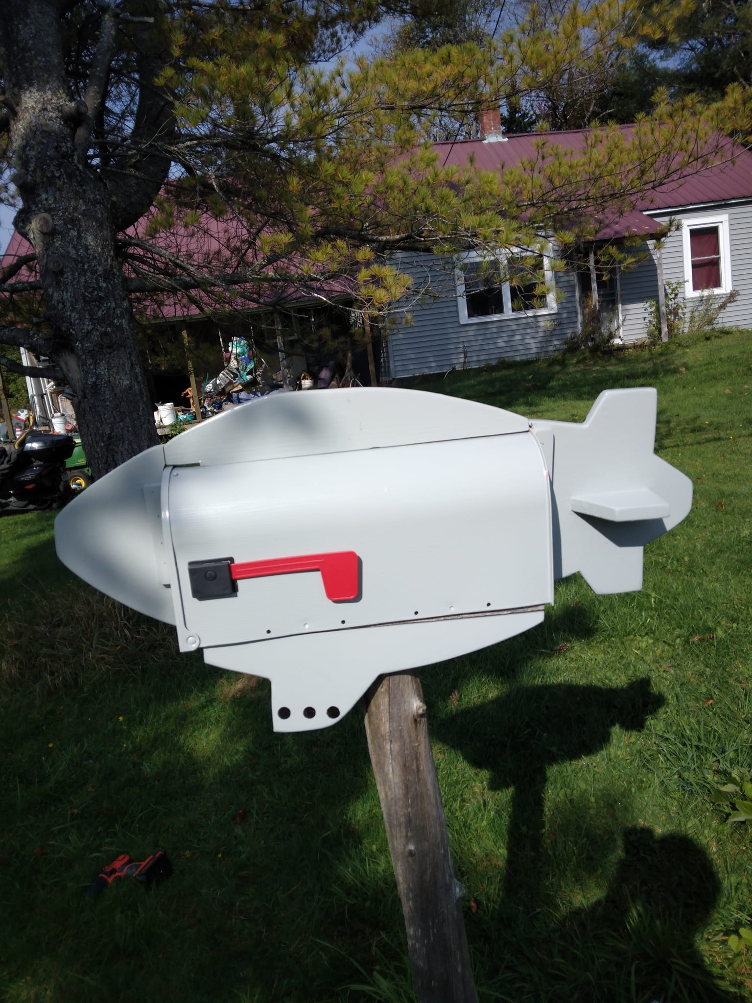 Hot air balloon mailbox